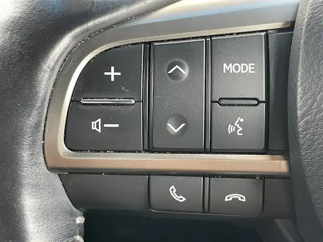 レクサス ＬＸ 570 千葉県 2018(平30)年 5.5万km ソニッククォーツ 純正ナビ/バックカメラ/マークレビンソン/サンルーフ/レザーシート/レーダークルーズコントロール/４ＷＤ/ＥＴＣ２．０/前席シートヒーター/パワーシート/エアサス/木目調ハンドル/前後コーナーセンサー