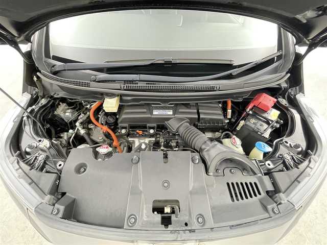 ホンダ ステップワゴン スパーダ eHEV G EXホンダS 千葉県 2020(令2)年 4.5万km プレミアムスパークルブラックパール 純正9インチナビ　VXM-207VFNi/フルセグTV　Bluetooth　CD/DVD/純正10インチフリップダウンモニター/バックカメラ/両側パワースライドドア/ETC2.0ビルトイン/オートライト/ハーフレザー/シートヒーター/ホンダセンシング/・衝突軽減ブレーキ/・レーンキープアシスト/・レーダークルーズコントロール/・誤発進抑制機能/・先行車お知らせ機能/・標識認識機能/コーナーセンサー/クリアランスソナー/パーキングセンサー/ステアリングスイッチ/USB入力/純正アルミホイール/純正フロアマット/わくわくゲート/トリプルゾーンコントロール・フルオートエアコン/スマートキー/プッシュスタート