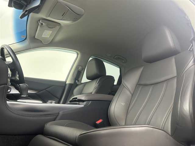日産 フーガ ハイブリッド VIP 埼玉県 2014(平26)年 4.3万km アルティメイトメタルシルバー 純正ナビ　バックカメラ　サイドカメラ　追従クルコン レザーシート シートヒーター ベンチレーション メモリー付パワーシート 衝突軽減システム オートライト 純正18インチアルミホイール ETC