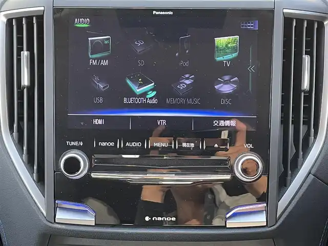 スバル ＸＶ ハイブリッド アドバンス 道央・札幌 2018(平30)年 4.2万km ラグーンブルーP ・４WD/・衝突軽減ブレーキ/・ハーフレザーシート/・純正SDナビ/　CD＆DVD＆USB＆SD＆ラジオ＆BT/・フルセグTV（走行中視聴不可）/・バックカメラ/・サイドカメラ/・パドルシフト/・オートエアコン/・オートライト/・アイドリングストップ/・ダウンヒルアシストコントロール/・レーンキープアシスト/・プッシュスタート/・スマートキー/・LEDライト/・ステアリング連動ヘッドランプ/・純正フロアマット/・フォグライト/・ウィンカーミラー/・ETC