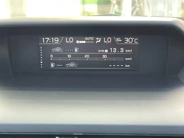 スバル ＸＶ ハイブリッド アドバンス 道央・札幌 2018(平30)年 4.2万km ラグーンブルーP ・４WD/・衝突軽減ブレーキ/・ハーフレザーシート/・純正SDナビ/　CD＆DVD＆USB＆SD＆ラジオ＆BT/・フルセグTV（走行中視聴不可）/・バックカメラ/・サイドカメラ/・パドルシフト/・オートエアコン/・オートライト/・アイドリングストップ/・ダウンヒルアシストコントロール/・レーンキープアシスト/・プッシュスタート/・スマートキー/・LEDライト/・ステアリング連動ヘッドランプ/・純正フロアマット/・フォグライト/・ウィンカーミラー/・ETC