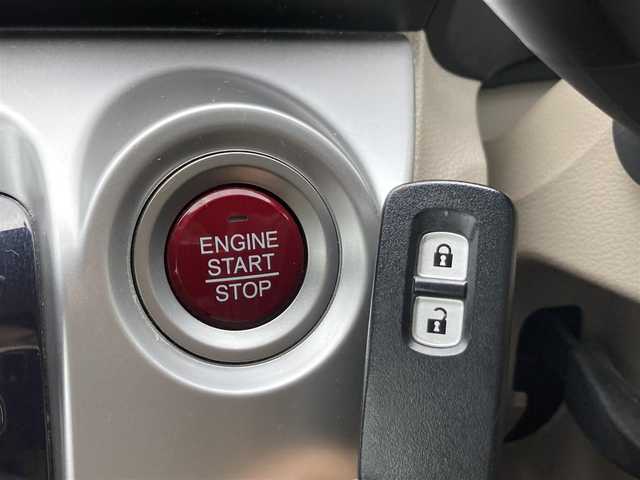 ホンダ Ｎ ＷＧＮ G 静岡県 2014(平26)年 5.7万km プレミアムホワイトパール ホンダ純正ギャザーズナビ（VXM-145C）/   AM FM CD /オートエアコン/スマートキー/プッシュスタート/ハロゲンヘッドライト/ヘッドライトレベライザー/ベンチシート/ドアバイザー/純正フロアマット/ワンオーナー/ETC