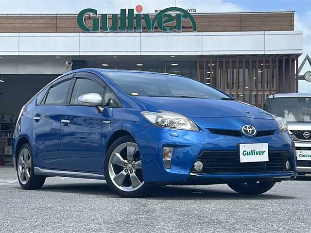 トヨタ プリウス S ツーリングセレ マイコーデ 沖縄県 2013(平25)年 5.6万km 青 純正ナビ・TV・Bluetooth・CD/バックカメラ/ETC/純正アルミ/LEDヘッドライト/ステアリングスイッチ/ヘッドライトウォッシャー/ウィンカードアミラー/フォグランプ/スマートキー