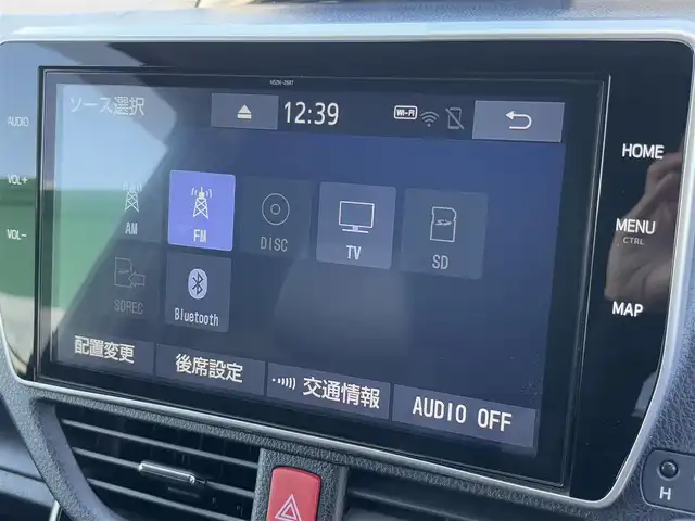 トヨタ ヴォクシー ZS 煌Ⅲ 徳島県 2021(令3)年 3.9万km イナズマスパーキングブラックガラスフレーク ディーラーop10インチナビ/（バックカメラ/フルセグTV/CD/DVD）/純正12インチフリップダウンモニター/両側パワースライドドア/クルーズコントロール/LDA/PKSB/クリアランスソナー/LEDヘッドライト/オートライト/純正16AW/純正フロアマット/ETC2.0/スペアキー