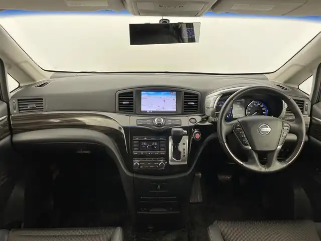 日産 エルグランド 250HWS アーバンクロム 富山県 2016(平28)年 3.4万km ブリリアントホワイトパール 純正ナビ（AM/FM/DVD/BT/ワンセグ）/全方位カメラ/ETC/両側パワースライドドア/パワーバックドア/ハーフレザーシート/クルーズコントロール/横滑り防止装置/純正アルミホイール/純正フロアマット/オートLEDライト/フォグライト/ステアリングスイッチ/スマートキー