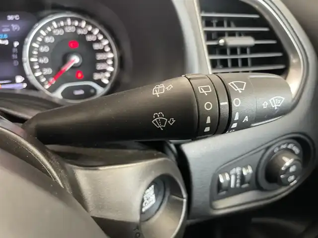 クライスラー・ジープ ジープ レネゲード リミテッド 静岡県 2021(令3)年 2.9万km ブラック ワンオーナー/Uconnectナビ/CarPlay対応/ACC/黒革シート/LKA/BSM/PDC/バックカメラ/電動シート/シートヒーター（フロント）/ステアリングヒーター/純正ドライブレコーダー