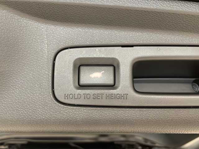 ホンダ オデッセイ ハイブリッド e:HEVアブソルート EX 熊本県 2021(令3)年 4.6万km プレミアムスパークルブラックパール 純正10インチナビ/(フルセグ/CD/DVD/Bluetooth)/(ギャザズ/VXU-217DYi)/前席パワーシート/前席シートヒーター/全方位カメラ/レーダークルーズコントロール/11.6インチフリップダウンモニター/ブラインドスポットモニター/衝突被害軽減システム/レーンキープアシスト/前後コーナーセンサー/電動パーキングブレーキ/オートブレーキホールド/LEDヘットライト＆フォグランプ/オートライト/革巻きステアリング/ステアリングスイッチ/ETC2.0/前後ドライブレコーダー/両側パワースライドドア/オットマン/スマートキー/プッシュスタート/ドアバイザー/純正フロアマット/純正18インチアルミホイール/W＋サイド＆カーテンSRS＋ABS