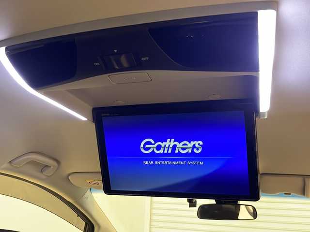 ホンダ オデッセイ ハイブリッド e:HEVアブソルート EX 熊本県 2021(令3)年 4.6万km プレミアムスパークルブラックパール 純正10インチナビ/(フルセグ/CD/DVD/Bluetooth)/(ギャザズ/VXU-217DYi)/前席パワーシート/前席シートヒーター/全方位カメラ/レーダークルーズコントロール/11.6インチフリップダウンモニター/ブラインドスポットモニター/衝突被害軽減システム/レーンキープアシスト/前後コーナーセンサー/電動パーキングブレーキ/オートブレーキホールド/LEDヘットライト＆フォグランプ/オートライト/革巻きステアリング/ステアリングスイッチ/ETC2.0/前後ドライブレコーダー/両側パワースライドドア/オットマン/スマートキー/プッシュスタート/ドアバイザー/純正フロアマット/純正18インチアルミホイール/W＋サイド＆カーテンSRS＋ABS