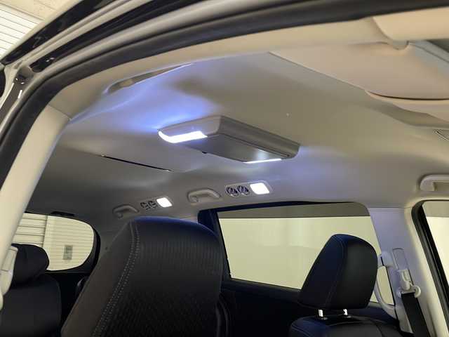 ホンダ オデッセイ ハイブリッド e:HEVアブソルート EX 熊本県 2021(令3)年 4.6万km プレミアムスパークルブラックパール 純正10インチナビ/(フルセグ/CD/DVD/Bluetooth)/(ギャザズ/VXU-217DYi)/前席パワーシート/前席シートヒーター/全方位カメラ/レーダークルーズコントロール/11.6インチフリップダウンモニター/ブラインドスポットモニター/衝突被害軽減システム/レーンキープアシスト/前後コーナーセンサー/電動パーキングブレーキ/オートブレーキホールド/LEDヘットライト＆フォグランプ/オートライト/革巻きステアリング/ステアリングスイッチ/ETC2.0/前後ドライブレコーダー/両側パワースライドドア/オットマン/スマートキー/プッシュスタート/ドアバイザー/純正フロアマット/純正18インチアルミホイール/W＋サイド＆カーテンSRS＋ABS