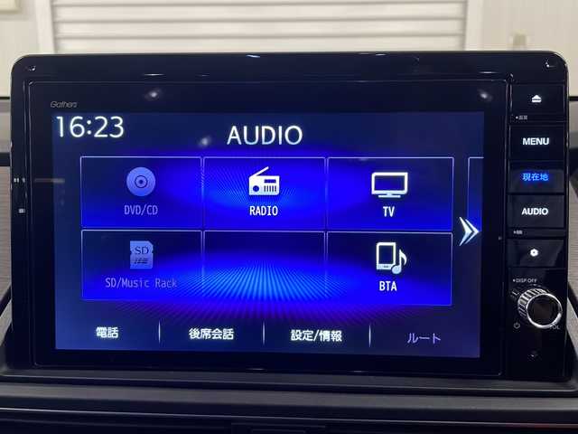 ホンダ オデッセイ ハイブリッド e:HEVアブソルート EX 熊本県 2021(令3)年 4.6万km プレミアムスパークルブラックパール 純正10インチナビ/(フルセグ/CD/DVD/Bluetooth)/(ギャザズ/VXU-217DYi)/前席パワーシート/前席シートヒーター/全方位カメラ/レーダークルーズコントロール/11.6インチフリップダウンモニター/ブラインドスポットモニター/衝突被害軽減システム/レーンキープアシスト/前後コーナーセンサー/電動パーキングブレーキ/オートブレーキホールド/LEDヘットライト＆フォグランプ/オートライト/革巻きステアリング/ステアリングスイッチ/ETC2.0/前後ドライブレコーダー/両側パワースライドドア/オットマン/スマートキー/プッシュスタート/ドアバイザー/純正フロアマット/純正18インチアルミホイール/W＋サイド＆カーテンSRS＋ABS