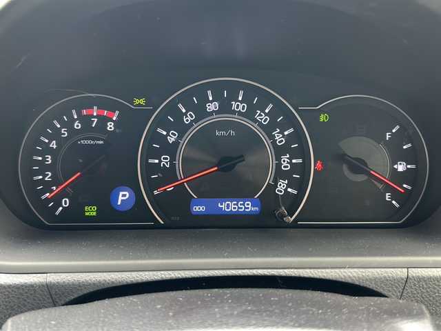 トヨタ ノア Si ダブルバイビー 愛知県 2018(平30)年 4.1万km ホワイトパールクリスタルシャイン 社外ナビ(ALPINE製)/フルセグTV・CD・DVD・SD・Bluetooth・HDMI・USB/バックカメラ/社外フリップダウンモニター(ALPINE製)/両側パワースライドドア/純正17インチAW/バックカメラ/スーパーキャット製レーダー探知機/ビルドインETC/前後ドライブレコーダー/クルーズコントロール/レーンディパーチャーアラート/プリクラッシュセーフティ/LEDヘッドライト/フォグライト/オートライト/オートハイビーム/横滑り防止機能/純正フロアマット/純正ドアバイザー/ステアリングスイッチ/アイドリングストップ/ISOFIX/スマートキー/プッシュスタート/保証書/取扱説明書/点検整備記録簿R3 R5 R7