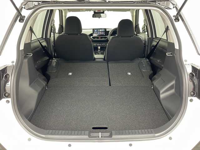 トヨタ ライズ Z 道央・札幌 2025(令7)年 0.1千km ブラックマイカメタリック/シャイニングホワイトパール ・4WD/・寒冷地仕様/・純正ディスプレイオーディオ　/&TV&BT&HDMI&AndroidAuto&AppleCarplay/・全方位カメラ/・スマートアシスト/・クルーズコントロール/・前席シートヒーター/・LEDヘッドライト/・LEDフォグ/・オートマチックハイビーム/・オートライト/・スマートキー/・スペアキー