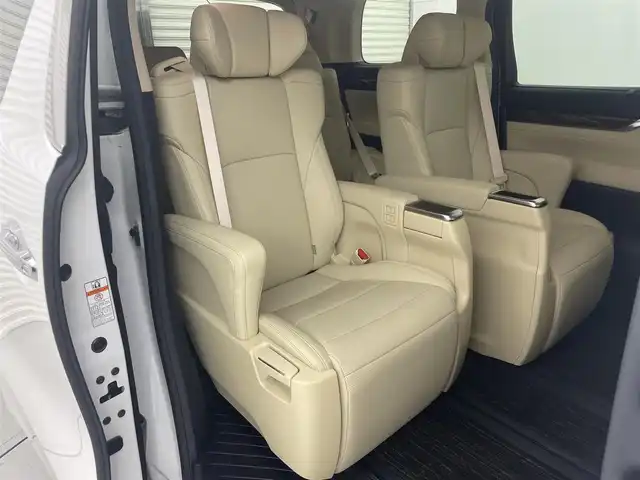 トヨタ アルファードハイブリット G Fパッケージ 茨城県 2021(令3)年 3.9万km ホワイトパールクリスタルシャイン 純正DA　ナビオプション/Bluetooth/radio/Miracast/バックカメラ/前後ドラレコ/トヨタセーフティーセンス/追従型クルーズコントロール/両側パワースライドドア/オットマン/D+N席パワーシート/D+N席/シートヒーター/ベンチレーション/純正AW/ステアリングヒーター