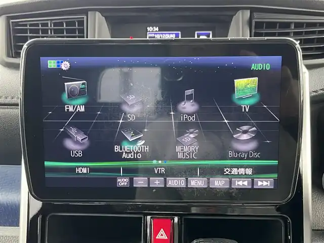 トヨタ ルーミー カスタムG－T 奈良県 2019(平31)年 3.4万km パールホワイトⅢ Panasinic９インチナビ（CN-F1XVD）/（フルセグ／ＢＴ／ＣＤ／ＤＶＤ）/ALPINEフリップダウンモニター/クルーズコントロール/パノラミックビューモニター/プリクラッシュセーフティ/レーンキープアシスト/前後コーナーセンサー/両側パワースライドドア/前席シートヒーター/後席サンシェード/前方ドライブレコーダー/ETC/純正15インチAW/保証書/取り扱い説明書/スペアキーX1