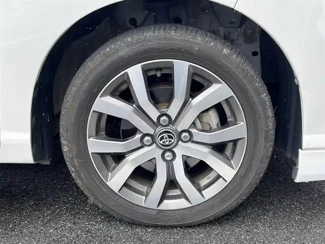 トヨタ ルーミー カスタムG－T 奈良県 2019(平31)年 3.4万km パールホワイトⅢ Panasinic９インチナビ（CN-F1XVD）/（フルセグ／ＢＴ／ＣＤ／ＤＶＤ）/ALPINEフリップダウンモニター/クルーズコントロール/パノラミックビューモニター/プリクラッシュセーフティ/レーンキープアシスト/前後コーナーセンサー/両側パワースライドドア/前席シートヒーター/後席サンシェード/前方ドライブレコーダー/ETC/純正15インチAW/保証書/取り扱い説明書/スペアキーX1