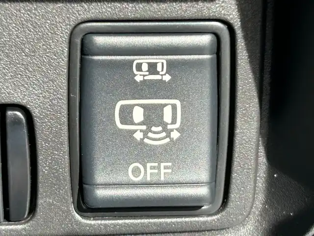 日産 セレナ e－パワー ハイウェイスター V 静岡県 2025(令7)年 0.1千km プリズムホワイト NissanConnectナビ/（FM/AM/フルセグTV/Bluetooth/USB)/ETC2.0/前後ドライブレコーダー/プロパイロット（ナビリンク機能付）/アラウンドビューモニター/移動物検知機能/追従クルーズコントロール/オートレベライザー/アダプティブLEDヘッドライト/インテリジェント ルームミラー/ワイヤレス充電器/プロパイロット緊急停止支援システム（SOSコール機能）/純正16AW