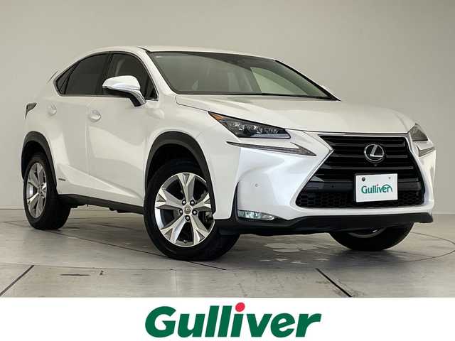 レクサス ＮＸ 300h バージョンL 愛知県 2016(平28)年 3.1万km ソニッククォーツ 純正ナビ/三眼LEDヘッドライト/全方位カメラ/レーダークルーズコントロール/シートヒーター/エアシート/バックカメラ/電動リアゲート/パワーシート/ヘッドアップディスプレイ/コーナーセンサー/純正アルミホイール/ETC2.0/ブラインドスポットモニター/パドルシフト/ステアリングヒーター/オートマチックハイビーム/衝突軽減システム/フルセグ/CD DVD/Bluetooth/ステアリングスイッチ/スマートキー/プッシュスタート