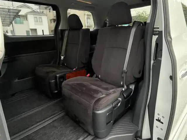トヨタ ヴェルファイア 2．4Z プラチナセレクション 埼玉県 2009(平21)年 6.5万km パール 純正ナビTV/社外フリップダウンモニター/プッシュスタート/両側パワースライドドア/パワーバックドア/２列目オットマン/純正18インチAW/HIDヘッドライト/オートライト/前方ドライブレコーダー/ビルトインETC/取扱説明書/保証書付整備手帳