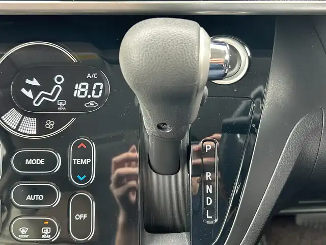 日産 デイズ ルークス HWS X Vセレクション 沖縄県 2017(平29)年 1万km オーシャンブルーP (株)IDOMが運営する【じしゃロンコザ店】の自社ローン専用車両になりますこちらは現金またはオートローンご利用時の価格です。自社ローンご希望の方は別途その旨お申付け下さい/フルセグＴＶ　/純正ナビ　/ＣＤ再生　/ＤＶＤ再生　/Ｂｌｕｅｔｏｏｔｈ接続　/方位カメラ　/ドライブレコーダー前後　/衝突軽減ブレーキ　/アイドリングストップ　/純正アルミホイール　/オートライト