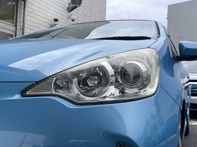 トヨタ アクア S 東京都 2013(平25)年 9.6万km クールソーダメタリック ワンオーナー/純正SDナビ（NSCP-W62）/・ワンセグ/BT/SD/CD/ラジオ/バックカメラ/ビルトインETC/スマートエントリーパッケージ/・スマートエントリー/スタートシステム/・イモビライザー/・コンライト/電動格納ウィンカー付ミラー/ドアバイザー/取扱説明書/新車時保証書