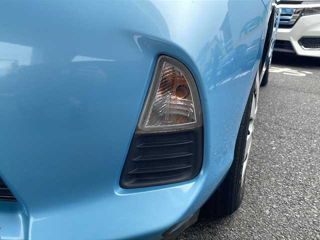 トヨタ アクア S 東京都 2013(平25)年 9.6万km クールソーダメタリック ワンオーナー/純正SDナビ（NSCP-W62）/・ワンセグ/BT/SD/CD/ラジオ/バックカメラ/ビルトインETC/スマートエントリーパッケージ/・スマートエントリー/スタートシステム/・イモビライザー/・コンライト/電動格納ウィンカー付ミラー/ドアバイザー/取扱説明書/新車時保証書