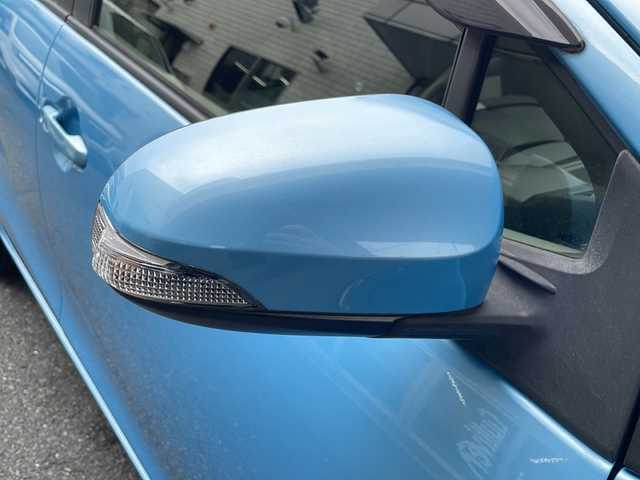 トヨタ アクア S 東京都 2013(平25)年 9.6万km クールソーダメタリック ワンオーナー/純正SDナビ（NSCP-W62）/・ワンセグ/BT/SD/CD/ラジオ/バックカメラ/ビルトインETC/スマートエントリーパッケージ/・スマートエントリー/スタートシステム/・イモビライザー/・コンライト/電動格納ウィンカー付ミラー/ドアバイザー/取扱説明書/新車時保証書