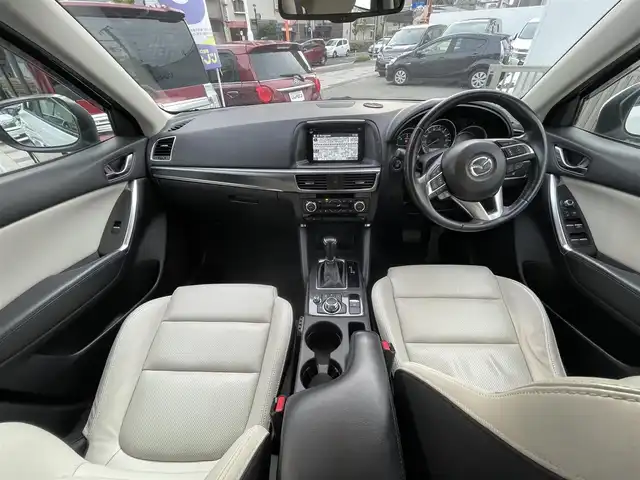 マツダ ＣＸ－５ XD Lパッケージ 兵庫県 2015(平27)年 8.8万km クリスタルホワイトパールマイカ (株)IDOMが運営する【じしゃロン西宮店】の自社ローン専用車両になります。こちらは現金またはオートローンご利用時の価格です。自社ローンご希望の方は別途その旨お申付け下さい/＊ETC/＊バックカメラ/＊パワステ/＊パワーウィンドウ/＊クルーズコントロールあり/＊フルセグ/＊パワーシート/＊シートヒーター/＊横滑り防止装置/＊レーンキープアシスト/＊オートライト/＊衝突被害軽減システム