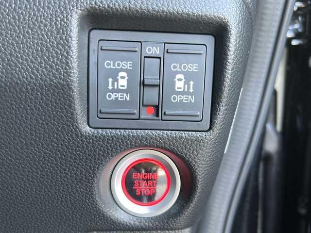 ホンダ Ｎ ＢＯＸ カスタム L ターボ 静岡県 2021(令3)年 5万km クリスタルブラックパール 純正メモリナビ/・CD/・DVD/・フルセグＴＶ/・Bluetooth/・USB/・iPod/・AM/・FM/主要装備/・両側パワスラ/・衝突軽減/・レーンキープ/・追従クルコン/・コーナーセンサー前後/・バックカメラ/・ETC/・ドラレコ/・ハーフレザーシート/・シートヒーターD/N席/・パドルシフト/・ステリモ/・スマートキー/・プッシュスタート/・純正フロアマット/・社外アルミホイール