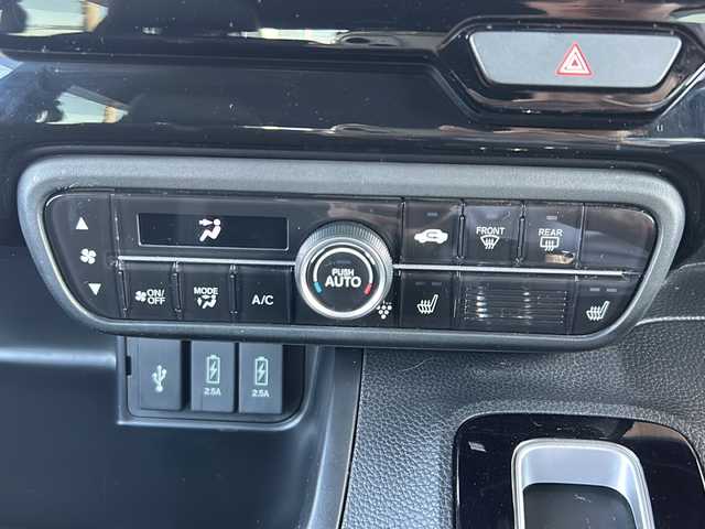 ホンダ Ｎ ＢＯＸ カスタム L ターボ 静岡県 2021(令3)年 5万km クリスタルブラックパール 純正メモリナビ/・CD/・DVD/・フルセグＴＶ/・Bluetooth/・USB/・iPod/・AM/・FM/主要装備/・両側パワスラ/・衝突軽減/・レーンキープ/・追従クルコン/・コーナーセンサー前後/・バックカメラ/・ETC/・ドラレコ/・ハーフレザーシート/・シートヒーターD/N席/・パドルシフト/・ステリモ/・スマートキー/・プッシュスタート/・純正フロアマット/・社外アルミホイール