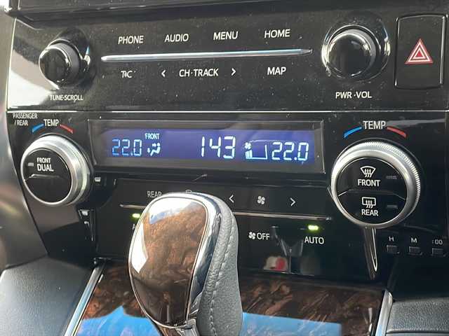 トヨタ アルファード X 山形県 2020(令2)年 2.9万km グラファイトM ワンオーナー/Toyota Safety Sense /・プリクラッシュセーフティ/・レーンディパーチャーアラート/・オートマチックハイビーム/・レーダークルーズコントロール/二眼LEDライト/純正ディスプレイオーディオナビ/バックカメラ/フルセグ/片側パワースライドドア/ドライブレコーダー/Clazzioレザー調シートカバー/電動パーキングブレーキ/オートホールド/アイドリングストップ/プッシュスタート/スマートキー