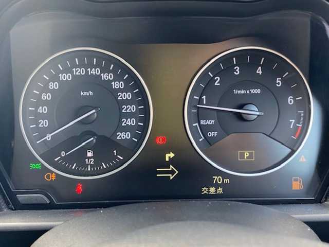 ＢＭＷ １１６ｉ スタイル 兵庫県 2014(平26)年 3.1万km クリムゾンレッド 純正ナビ（AM/FM/CD/DVD/AUX)/・フルセグTV/横滑り防止/アイドリングストップ/シートヒーター/プログラマルボタン/バックカメラ/SOS/スポーツモード/エコモード