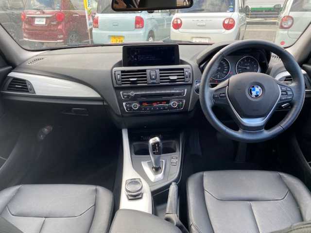 ＢＭＷ １１６ｉ スタイル 兵庫県 2014(平26)年 3.1万km クリムゾンレッド 純正ナビ（AM/FM/CD/DVD/AUX)/・フルセグTV/横滑り防止/アイドリングストップ/シートヒーター/プログラマルボタン/バックカメラ/SOS/スポーツモード/エコモード