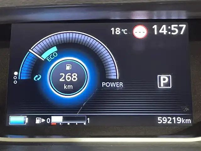 日産 セレナ e－パワー ハイウェイスター V 愛知県 2022(令4)年 6万km ダークメタルグレー/ダイヤモンドブラック 純正１０インチナビ/プロパイロット/アラウンドビューモニター/フリップダウンモニター/両側パワースライドドア/ハンズフリーオートスライドドア/衝突軽減ブレーキ/ブラインドスポットモニター/クリアランスソナー/車線逸脱警報/ハンドルヒーター/シートヒーター/電動パーキングブレーキ/ブレーキホールド/デジタルインナーミラー/ドライブレコーダー/ビルトインETC/アクセサリーソケット/ISOFIX/純正15インチアルミホイール