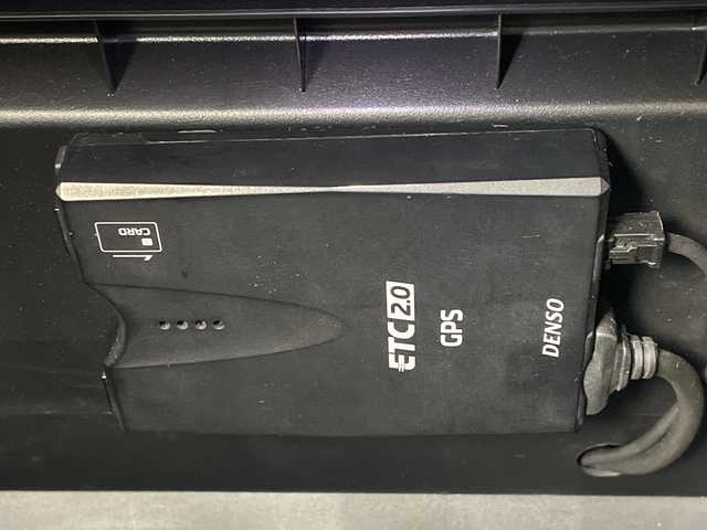 ダイハツ タント カスタム RS 岐阜県 2023(令5)年 1.4万km ターコイズブルーマイカメタリック 純正9インチディスプレイオーディオ/（Bluetooth/HDMI/AppleCarPlay）/スマートアシストIII/全方位カメラ/ステアリングスイッチ/両側パワースライドドア/リアサイドシェード/ハーフレザーシート/前方ドライブレコーダー/純正オーバヘッドコンソール/前席シートヒーター/スマートキー/スペアキー