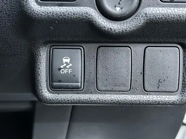 日産 ノート ニスモS 山形県 2014(平26)年 5.9万km ブリリアントホワイトパール 純正エアロ/オーディオ/　　【CD/BT】/LEDオートライト/純正17インチアルミホイール/電動格納ウィンカーミラー/純正フロアマット/オートエアコン/パワーステアリング/パワーウィンドウ/フォグランプ/スマートキー