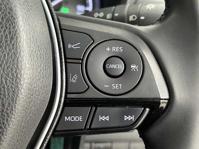 トヨタ ハリアー Z 道央・札幌 2022(令4)年 6.8万km ホワイトパールクリスタルシャイン ・4WD/・モデリスタエアロ（F.S.R）/・純正メモリインチナビ/USB/AUX/BT/フルセグ/・JBLサウンド/・バックカメラ/・ビルドインETC2.0/・前後ドライブレコーダー/・デジタルインナーミラー/・衝突軽減ブレーキ/・前後コーナーセンサー/・ブラインドスポットモニター/・ヘッドアップディスプレイ/・クルーズコントロール/・リヤクロストラフィックアラート/・オートブレーキホールド/・電動パーキングブレーキ/・SOSコール/・LEDライト/・オートライト/・オートマチックハイビーム/・フォグランプ/・ハーフレザーシート/・D席パワーシート/・プッシュスタート/・スマートキー/・スペアキー/・純正フロアマット/・保証書/取扱説明書