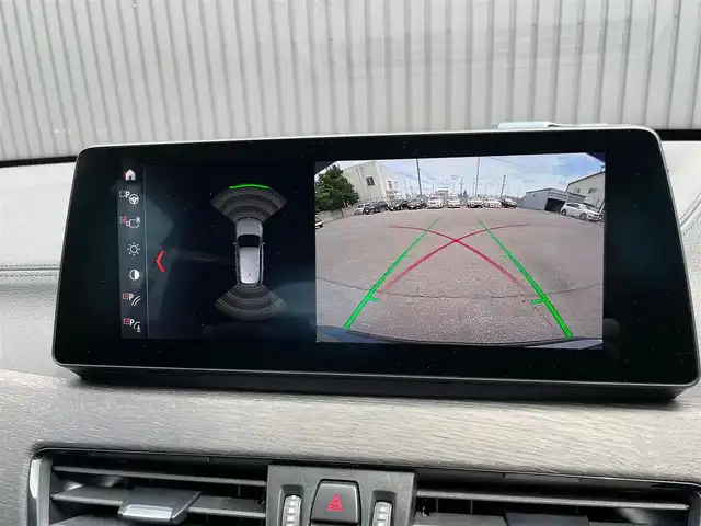 ＢＭＷ Ｘ１ xDrive 18d xライン 青森県 2020(令2)年 3.6万km 黒 /4WD/ディーゼルターボ/レーン・ディパーチャー・ウォーニング/（車線逸脱警告システム）/前車接近警告機能/衝突回避、被害軽減ブレーキ/パークディスタンスコントロール/HDDナビゲーションシステム/　(Bluetooth/USB)/ハイラインパッケージ/　(フロントシートヒーティング)/コンフォートパッケージ/　(オートマチックテールゲート//　電動フロントシート)/ＬＥＤヘッドライト/ミラー一体ＥＴＣ　/前後ドラレコ　/前後コーナーセンサー　/革巻きステア/オーディオ/ステアスイッチ/オートライト/オートワイパー/ヘットライトリベライザー/シルバールーフレール/ヒルクライムアシスト/リア7面スモークフィルム/木目調パネル/W/サイド/カーテンエアバッグ /ABS/スマートキー/保証書/取説