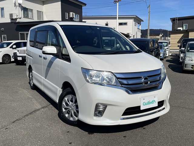 日産 セレナ ハイウェイスター Vセレクション 秋田県 2013(平25)年 13.3万km ブリリアントホワイトパール 純正ナビ/フルセグTV/バックカメラ/両側パワースライドドア/ETC/スマートキー/プッシュスタート/アイドリングストップ/クルーズコントロール/横滑り防止装置/キセノンライト