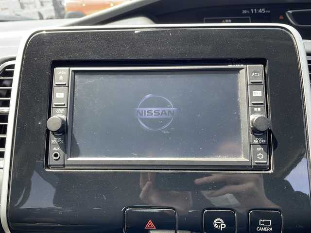 日産 セレナ ハイウェイスター Vセレクション 岩手県 2018(平30)年 7.2万km マルーンレッド 純正SDナビ/AM/FM/CD/Bluetooth/ワンセグTV/アラウンドビューモニター/社外ETC/両側パワースライドドア/クルーズコントロール/衝突被害軽減ブレーキ/横滑り防止装置/コーナーセンサー/アイドリングストップ/オートライト/LEDヘッドライト/フォグランプ/スマートキー/プッシュスタート/電動格納ミラー/社外15インチAW/純正AWスタッドレスタイヤ車載/純正フロアマット/ドアバイザー/保証書/取扱説明書