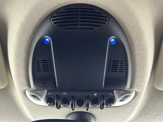 ＭＩＮＩ ミニ クロスオーバー クーパー オール4 秋田県 2013(平25)年 7万km 茶 純正オーディオ【AM/FM/CD/AUX】 /ETC /前席シートヒーター　/フォグライト /ルーフレール　/プッシュスタート　/スマートキー　/ETC /前席シートヒーター　/横滑り防止装置　/オートエアコン　/ライトレベライザー /純正AW /革巻きステアリング