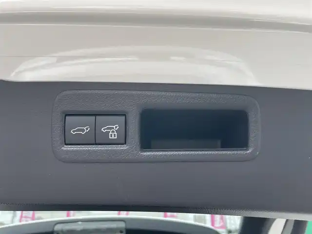 トヨタ ハリアー G 栃木県 2021(令3)年 1.9万km ホワイトパールクリスタルシャイン 純正ナビ（BT/Miracast/フルセグTV/USB）/モデリスタフルエアロ/クルーズコントロール/デジタルインナーミラー/パワーバックドア/パワーシート/純正ドライブレコーダー/バックカメラ/ドアバイザー/ETC/オートチルト＆テレスコピックステアリング/オートハイビーム/保証書/取説/スペアキー