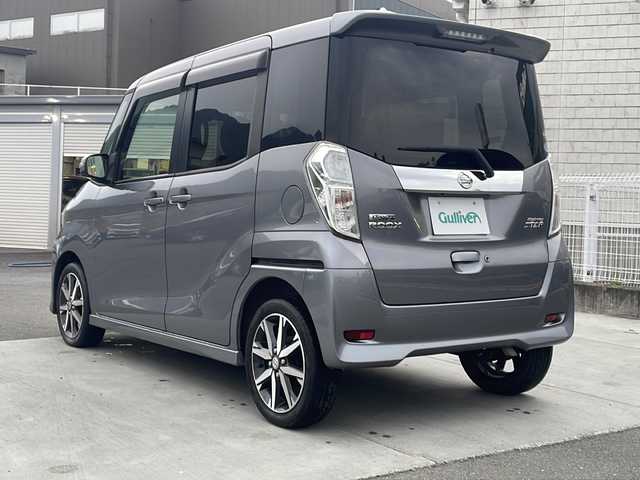 日産 デイズ ルークス ハイウェイスター Gターボ 山梨県 2018(平30)年 6.4万km チタニウムグレーメタリック 純正ナビ/ＥＴＣ　/バックモニター/オートライト　/プッシュスタート　/両側パワースライドドア/クルーズコントロール/プッシュスタート　/オートエアコン/フロアマット/純正アルミホイール/電動格納ミラー　