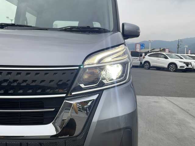 日産 デイズ ルークス ハイウェイスター Gターボ 山梨県 2018(平30)年 6.4万km チタニウムグレーメタリック 純正ナビ/ＥＴＣ　/バックモニター/オートライト　/プッシュスタート　/両側パワースライドドア/クルーズコントロール/プッシュスタート　/オートエアコン/フロアマット/純正アルミホイール/電動格納ミラー　