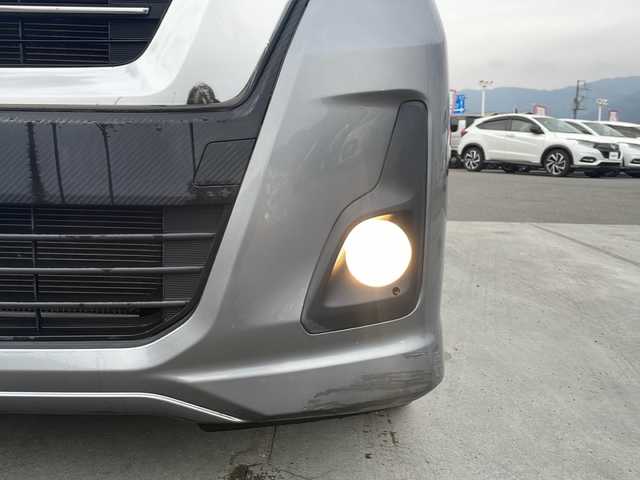 日産 デイズ ルークス ハイウェイスター Gターボ 山梨県 2018(平30)年 6.4万km チタニウムグレーメタリック 純正ナビ/ＥＴＣ　/バックモニター/オートライト　/プッシュスタート　/両側パワースライドドア/クルーズコントロール/プッシュスタート　/オートエアコン/フロアマット/純正アルミホイール/電動格納ミラー　