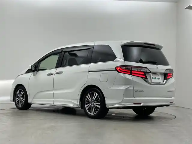 ホンダ オデッセイ アブソルート ホンダセンシング 埼玉県 2017(平29)年 1.4万km プラチナホワイトパール 純正９インチナビ　純正フリップダウンモニター　バックカメラ　両側パワースライドドア　ホンダセンシング　ビルトインＥＴＣ２．０　アダクティブクルーズコントロール　ドラレコ　純正アルミ　ＬＥＤライト　ＴＶ