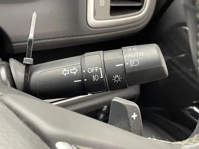 ホンダ オデッセイ アブソルート ホンダセンシング 埼玉県 2017(平29)年 1.4万km プラチナホワイトパール 純正９インチナビ　純正フリップダウンモニター　バックカメラ　両側パワースライドドア　ホンダセンシング　ビルトインＥＴＣ２．０　アダクティブクルーズコントロール　ドラレコ　純正アルミ　ＬＥＤライト　ＴＶ