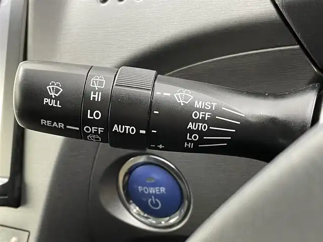 トヨタ プリウス G 埼玉県 2014(平26)年 7万km ホワイトパールクリスタルシャイン 純正８型ナビ　Ｂｌｕｅｔｏｏｔｈ　フルセグＴＶ　バックカメラ　クルーズコントロール　パワーシート　ハーフレザーシート　オートライト HIDヘッドライト 純正15インチアルミホイール ETC