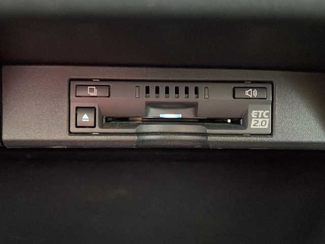 レクサス ＮＸ 300h Iパッケージ 愛知県 2020(令2)年 3.2万km グラファイトブラックガラスフレーク 衝突軽減システム/純正SD１０型ナビ/三眼LEDヘッドライト/全方位カメラ/レーダークルーズコントロール/シートヒーター/フルセグ/CD/DVD/Bluetooth/バックカメラ/電動リアゲート/パワーシート/コーナーセンサー/純正アルミホイール/ＥＴＣ２．０/ブラインドスポットモニター/パドルシフト/ステアリングヒーター/オートマチックハイビーム/ドライブレコーダー/ステアリングスイッチ/スマートキー/プッシュスタート