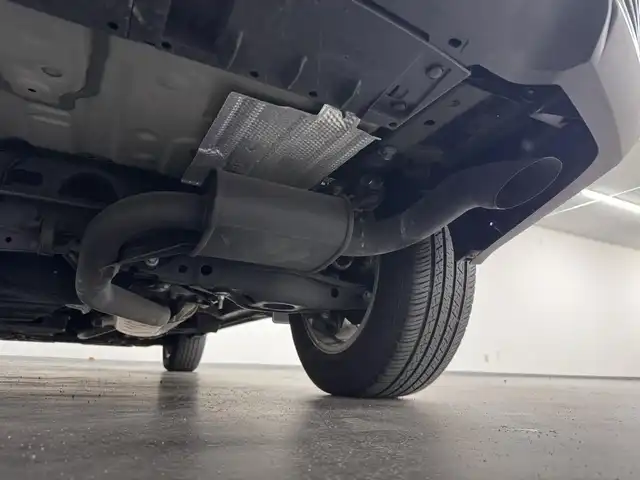 レクサス ＮＸ 300h Iパッケージ 三重県 2020(令2)年 3.2万km グラファイトブラックガラスフレーク ハイブリッド/FF/MTモード付フロアCVT/純正 10.3インチナビ/（AM/FM/CD/DVD/Blu-ray/SDREC/SD/USB/iPod/Bluetooth/Miracast/AUX/TV）/パノラミックビューモニター（シースルービュー機能付）*/ドライブレコーダー 前方/ETC2.0/LEXUS Safety Sytem＋/●プリクラッシュセーフティ/●レーンディパーチャーアラート/●アダプティブハイビームシステム*/●レーダークルコン（全車速追従機能付）/・パーキングサポートブレーキ（静止物）*/・ブラインドスポットモニター＆リヤクロストラフィックアラート*/・先行車発進告知機能/など/装備/・3眼フルLEDヘッドランプ*/・L-tex（合皮）シート：『ダークローズ』色/・オーナメントパネル：『ダークフィルム』/・パワーバックドア/・シートヒーター（D/N）/・ステアリングヒーター/・パワーシート（D8way：ポジションメモリー＆ランバーサポート付/N8way）/・電子パーキングブレーキ＆ブレーキホールド/・雨滴感応式フロントワイパー/・パドルシフト/・オートライト/・純正17inAW/・スマートキーx1/・保/取/ナビ取/など/*…メーカーOP