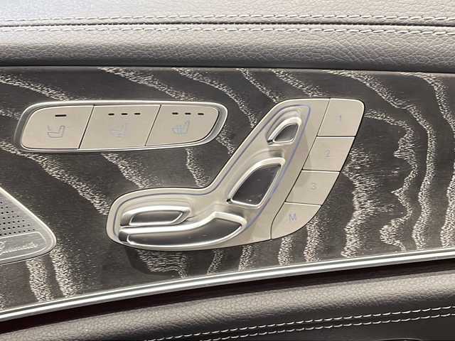 メルセデス・ベンツ ＣＬＳ４５０ 4マチック スポーツ 新潟県 2019(平31)年 4.3万km オブシディアンブラック エクスクルーシブパッケージ/-本革シート（ナッパレザー）/-ヘッドアップディスプレイ/-シートベンチレーター（フロント）/-Burmesterサラウンド・サウンド・システム/-AIR BODY CONTROLサスペンション/ガラス・スライディングルーフ/レーダーセーフティパッケージ/COMANDシステム/-12.3インチワイドディスプレイ/-HDDナビゲーション/-フルセグTV/USB/Bluetooth/-AppleCarPlay/Android Auto/-ETC2.0/グレーアッシュウッドインテリア/レザーARTICOダッシュボード/シートヒーター/アンビエントライト/LEDコーナリングアシスト/アダプティブハイビームアシストプラス/360°カメラシステム/アクティブパーキングアシスト